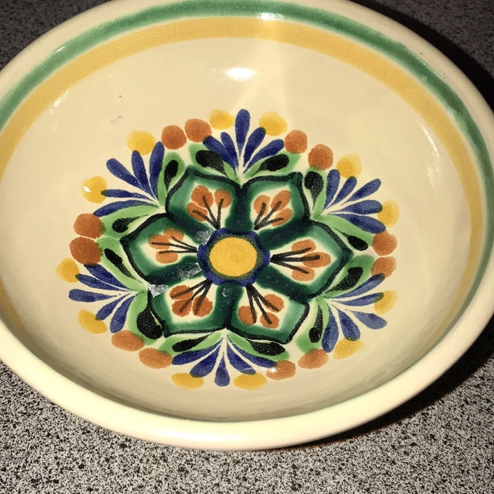 Authentic Mexican Pottery Mexican salsa bowls - Signed